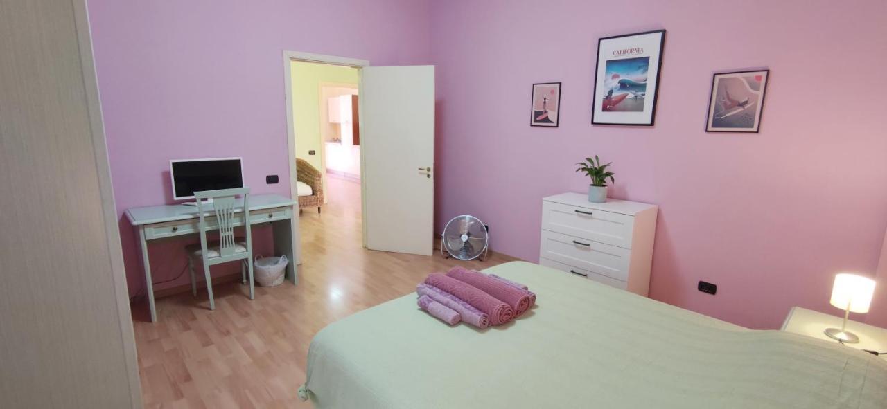 Appartamento Family And Friends House Lecce Esterno foto
